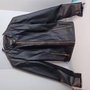 Kenneth Cole Woman's black jacket